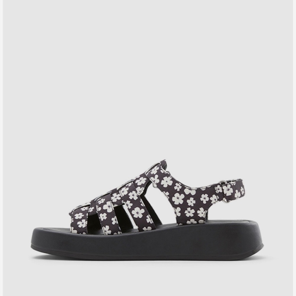 Floral Platform Sandals - Women’s Size 8